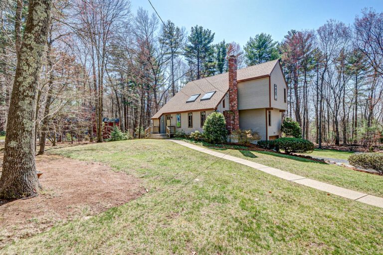 199 Saddle Hill Road, Hopkinton, MA