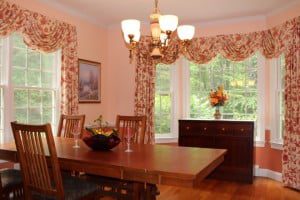 Dining room 5 Miscoe Hill Rd, Upton, MA
